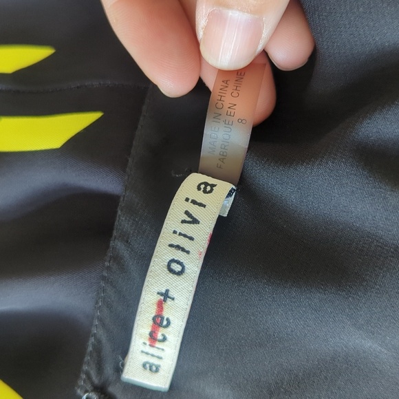 Alice + Olivia Beatrix Puff-Sleeve Shift Women's Dress - Picture 7 of 12